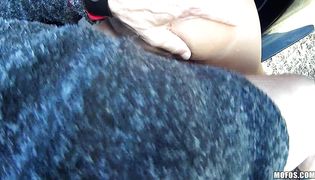 Slender Latoya is smoking hot who likes to get fucked every single day